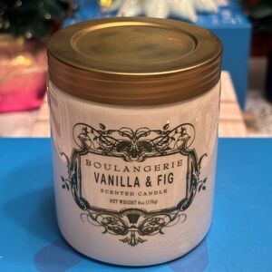 ANTHROPOLOGY Vanilla & Fig Scented Soy Candle. 6 oz.